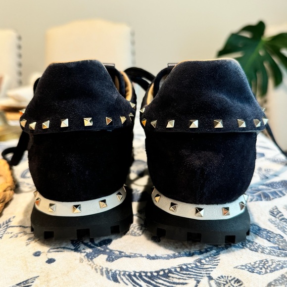 Valentino Garavani EXCELLENT Condition Authentic Rockstud Trainers! Women’s 39.5 - Picture 4 of 7